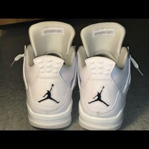 Air Jordan Pure Money 4